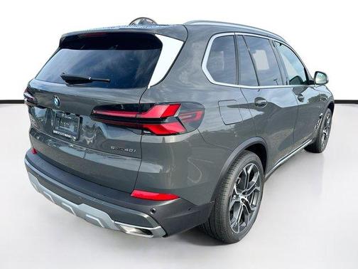 Gray Metallic 2026 BMW X5 sDrive40i
