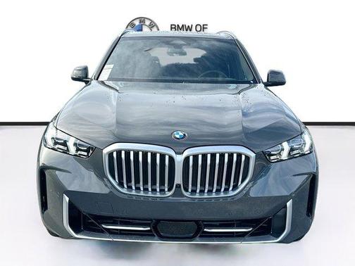 Gray Metallic 2026 BMW X5 sDrive40i