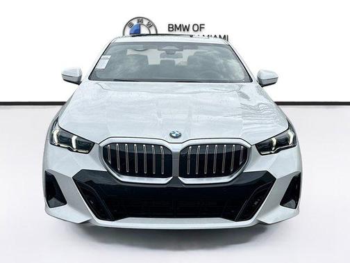 2026 BMW 530 i