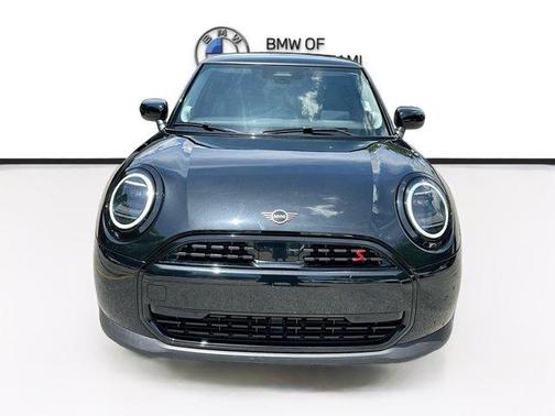 Midnight Black 2025 MINI Hardtop SIGNATURE PLUS