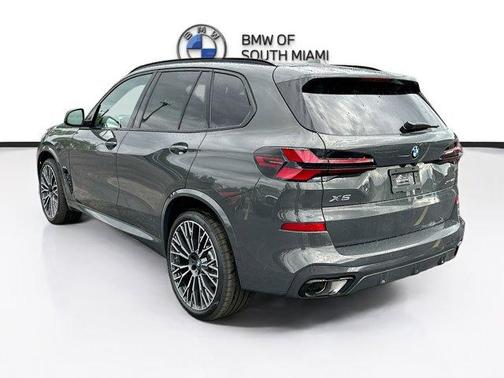 Gray Metallic 2026 BMW X5 xDrive40i