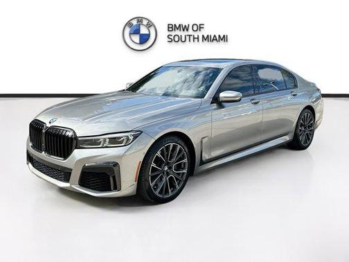 2020 BMW 740 i