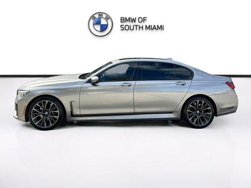 2020 BMW 740 i