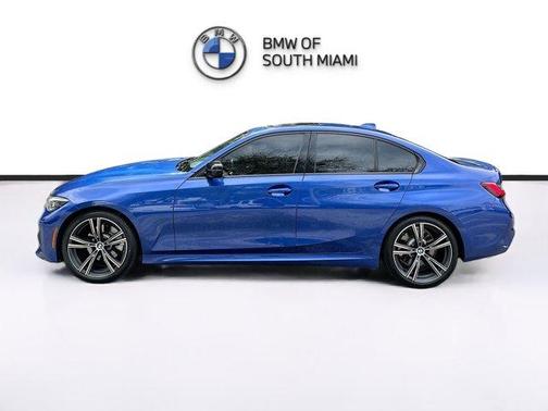 2022 BMW 330 i