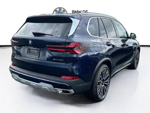 Tanzanite Blue II Metallic 2026 BMW X5 sDrive40i