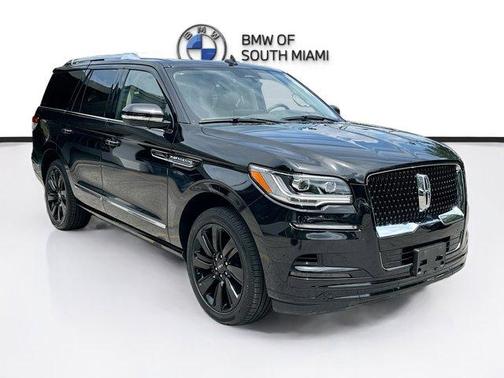 Infinite Black Metallic 2024 Lincoln Navigator Reserve