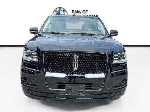 Infinite Black Metallic 2024 Lincoln Navigator Reserve