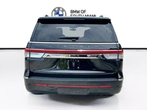 Infinite Black Metallic 2024 Lincoln Navigator Reserve