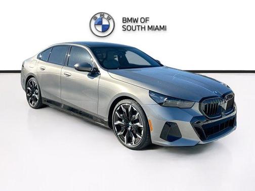 2026 BMW 550e xDrive