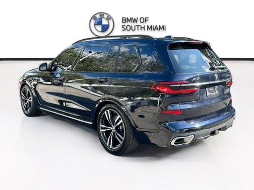 2023 BMW X7 xDrive40i