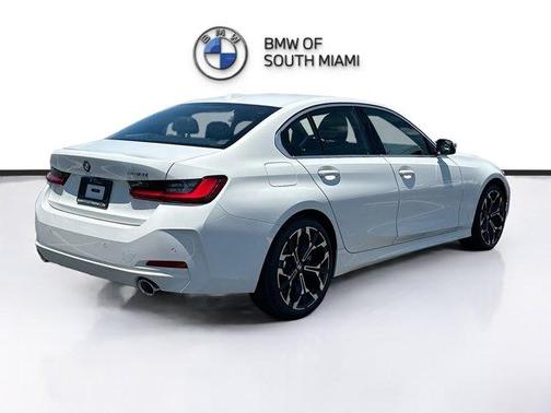 2025 BMW 330 i