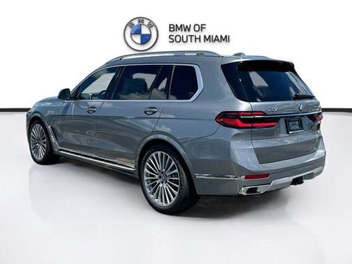 2026 BMW X7 xDrive40i
