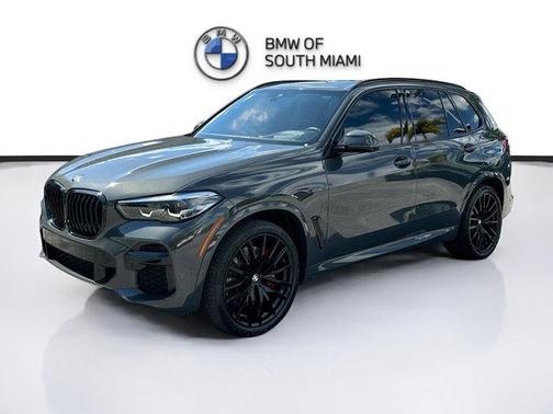2022 BMW X5 M50i