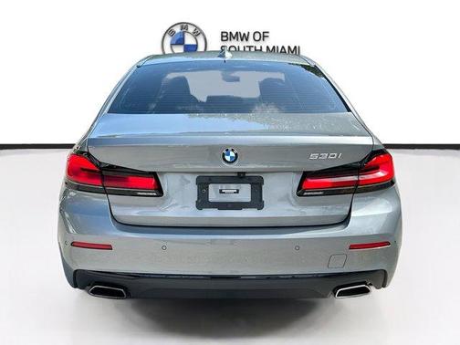 2023 BMW 530 i
