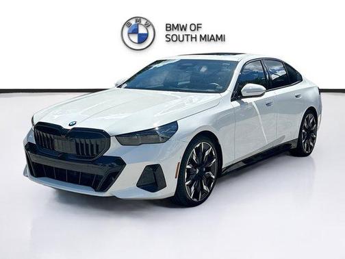 2025 BMW 530 i