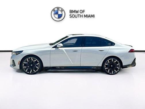 2025 BMW 530 i
