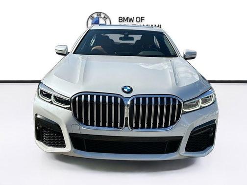 2021 BMW 740 i xDrive