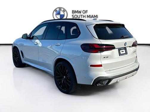 2026 BMW X5 sDrive40i