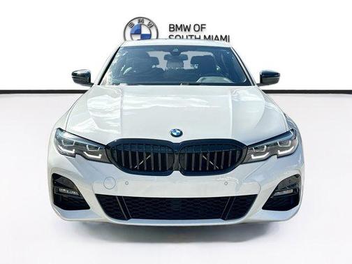 2022 BMW 330 i
