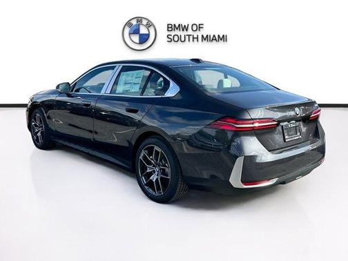2026 BMW 530 i