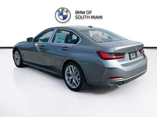2026 BMW 330 i NA