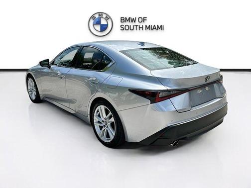 Iridium 2025 Lexus IS 300 Base