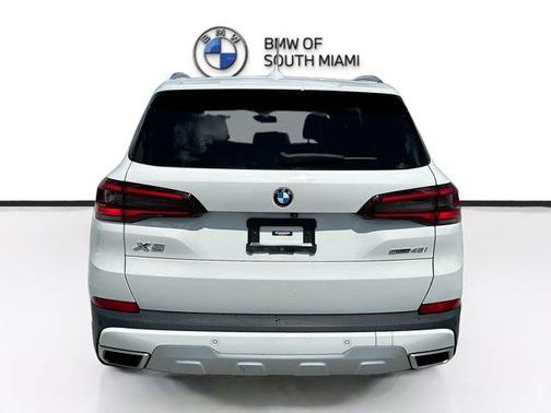 Alpine White 2022 BMW X5 sDrive40i