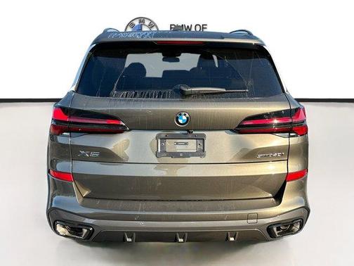 Manhattan Green Metallic 2026 BMW X5 sDrive40i