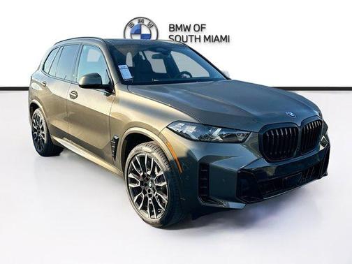 Manhattan Green Metallic 2026 BMW X5 sDrive40i