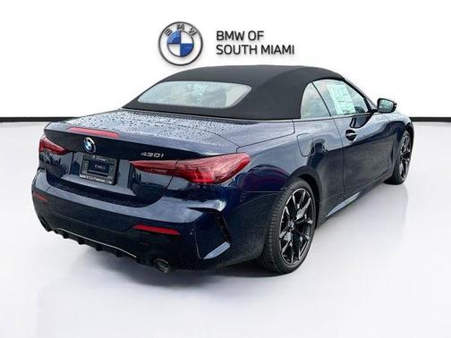 Tanzanite Blue II Metallic 2027 BMW 430 i