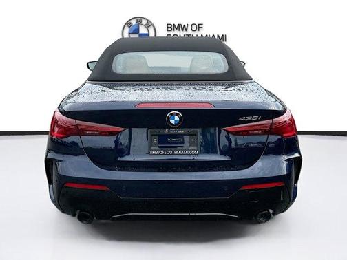 Tanzanite Blue II Metallic 2027 BMW 430 i