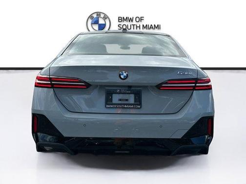 2026 BMW 530 i
