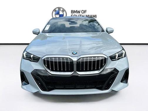 2026 BMW 530 i