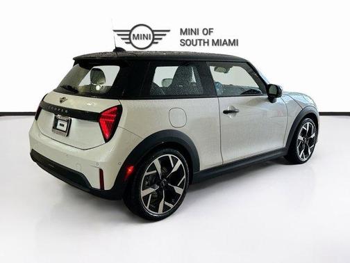 2026 MINI Hardtop Cooper