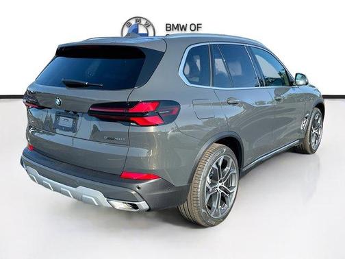 Gray Metallic 2026 BMW X5 sDrive40i