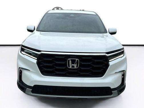 Platinum White Pearl 2025 Honda Pilot EX-L