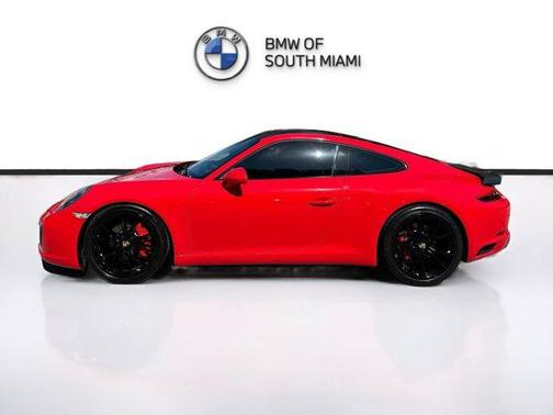 2017 Porsche 911 Carrera 4