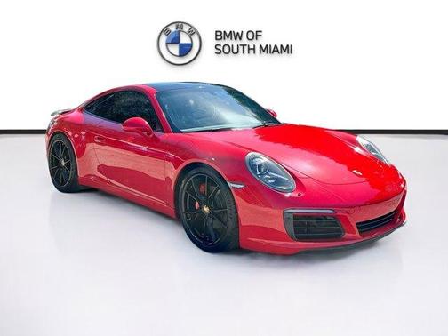 2017 Porsche 911 Carrera 4