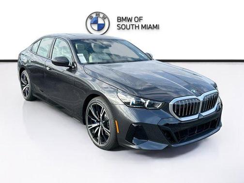 Dark Graphite Metallic 2026 BMW 530 i