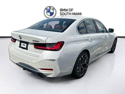 Mineral White Metallic 2026 BMW 330 I