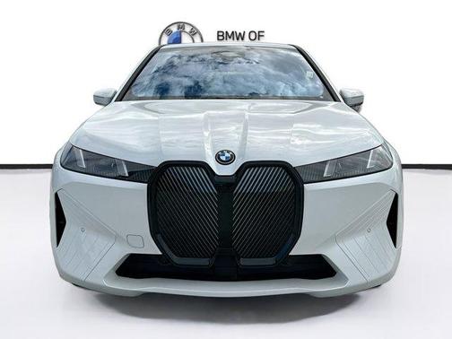 2026 BMW iX xDrive45