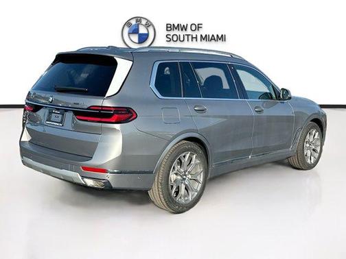 2026 BMW X7 xDrive40i