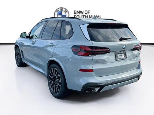 Gray Metallic 2026 BMW X5 sDrive40i