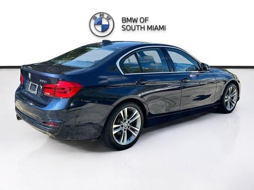 2017 BMW 330 i