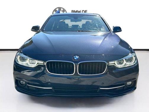 2017 BMW 330 i