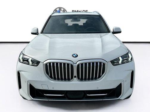 Alpine White 2025 BMW X5 sDrive40i