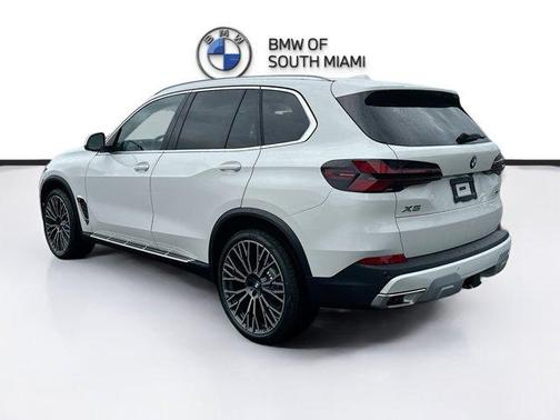 2026 BMW X5 sDrive40i