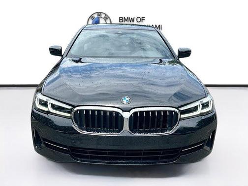 Jet Black 2023 BMW 530 i