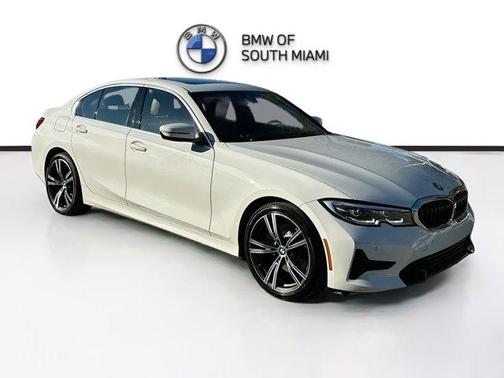 2022 BMW 330 i