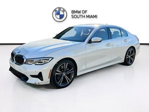 2022 BMW 330 i